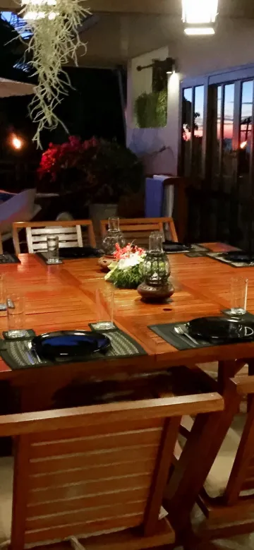 วิลล่าสีขาว