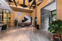 Jijia Impression Hotel (Huangshigang Wanda Plaza)