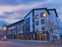 Orange Hotel (Changshu Garment Mall Fangta Street Branch) Hotels near Changshu Museum