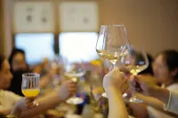 Mrs＇ X Coffee Hotel