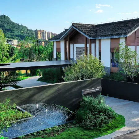Blossom House Bazhong Enyang