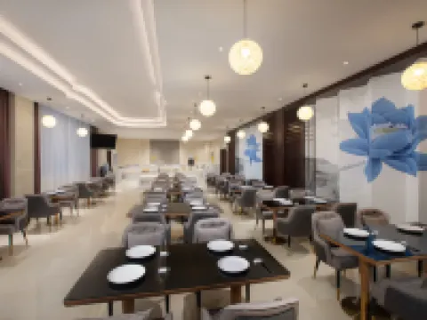 Ramada Encore by Wyndham Linqu Downtown Hotels in Linqu