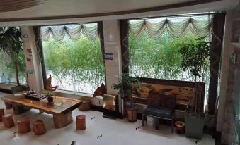 Xinsui Hotel - Housity