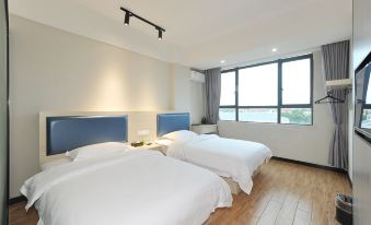 Dongxing Shell Beach Hotel (Golden Beach on Wanwei Island)