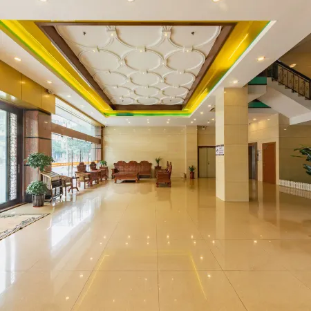 Lianzhou Zhouquan Business Hotel (Panyu Road)