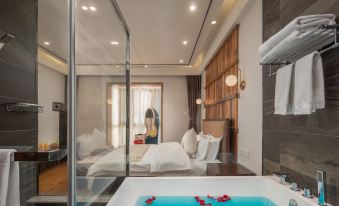 Suitetrails - Hidden Valley Aura Anji Hot Spring Resort