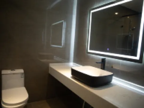 White Swan Hotel (Weihui City Government Store) Hotels in Weihui