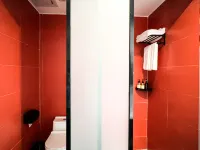 網魚電競酒店(上海青浦新城地鐵站店) 鄰近曲水園的酒店