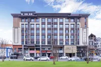 Guanshan Yaju Hotel (Dujiangyan Rongchuang Cultural Tourism City Branch) Hotels in der Nähe von Xuanhuamen
