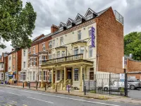 Empire Hotel Hotels in Лестер