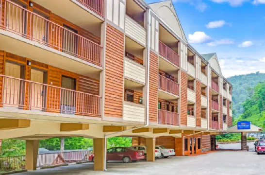 Baymont by Wyndham Gatlinburg on the River Hotels in Sevier County