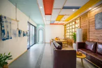 Yufan Light Luxury Xiaozhu Inn - ที่มีบาร์
