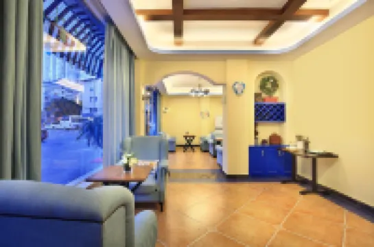 Jinshang Boutique Hotel (Guilin Railway Station Yixian Middle School Gaozhong Branch)