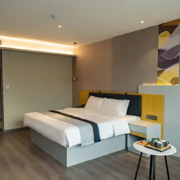 Homeinn Selected Hotel (Fengqing Plaza)
