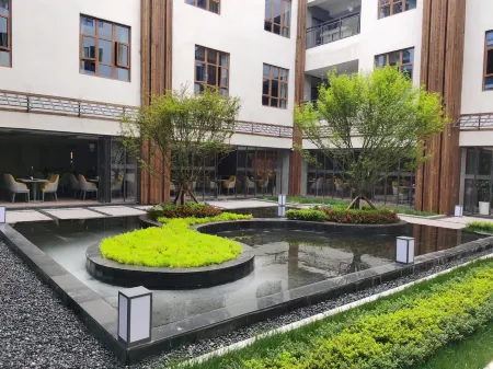 Zhongxin Yuedong Hotel Отели рядом с достопримечательностью «Lingying Temple»