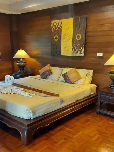 รูปภาพของบ้านชายทุ่ง