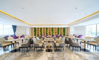 LAVANDEHOTELS Hotel (Shenyang Shengjing Hospital Wanda Plaza Branch)