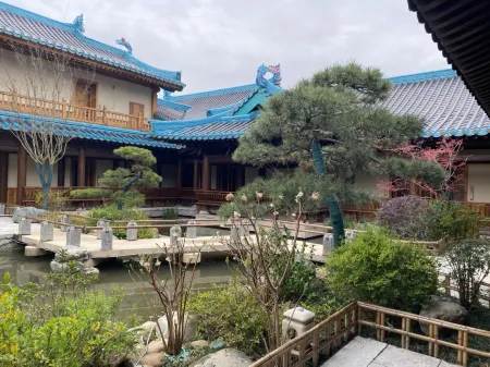 Jinling Xiaocheng Mantingfang Inn Отели рядом с достопримечательностью «Jinling Xiaocheng»