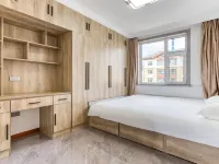 Xiulianjia Apartment