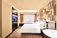 World Lihao Hotel (Jinan Zhangqiu Railway Station Mingshui Ancient Town) Hotels in Jinan