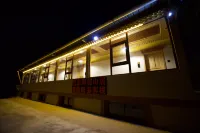 Diebu Zhagana Guanshanju Holiday Boutique Inn