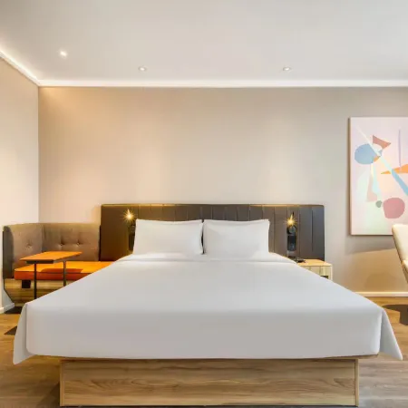 HanTing Hotel (Weihai Rongcheng Shi Island Fenghuang Lake)
