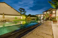 Cloud Hidden INS Villa | Mountain Private Cave Hot Spring Courtyard Retreat - 로맨틱