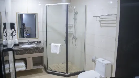 GreenTree Inn AnHui AnQing TongCheng South ShengTang Road ShengTang International Business Hotel