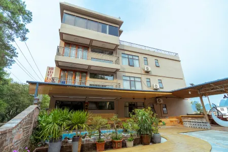 Yaoshanhong Homestay in Huangyao Ancient Town Отели рядом с достопримечательностью «With Dragon Bridge»