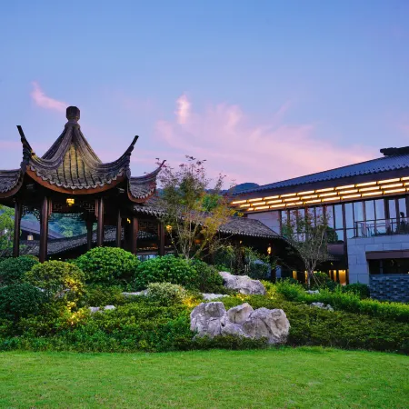 Qian Shan Cui Hotel