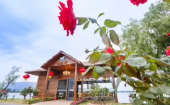 Taihu Longemont  Baihua Island Boutique Resort Hotel Hotels near The Enchanting Taihu Lake