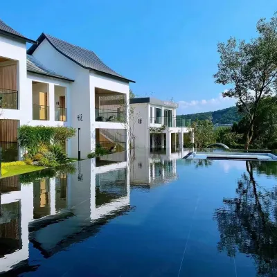 Zhuoyue Health Hot Spring Homestay Hotels near Tangshan Mountain
