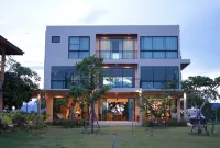 Sichon Hideaway