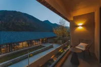 Trip.com Group Country Retreats (Liuba Qinling No.1 Joint Resort) Hotel di Liuba