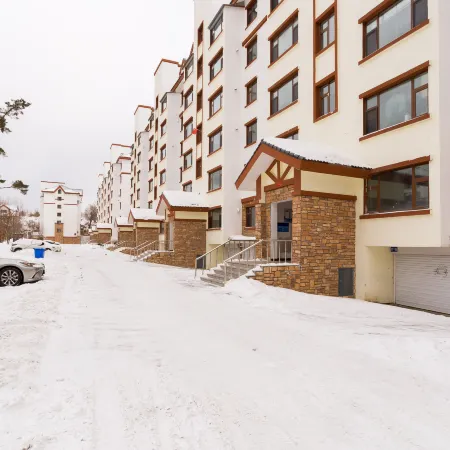 Big Fish Hangzhe Homestay (Changbai Mountain North Scenic Area Distribution Center)