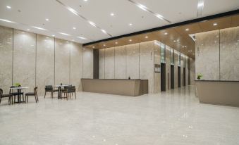 Yunding Executive Apartment (Shenzhen Nanshan Subway Station Coast City)