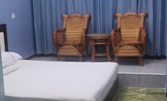 Universal Studios Xiaoxiao Bathing Hotel