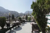 Goroomgo Deluxe Ankur Lake View Nainital