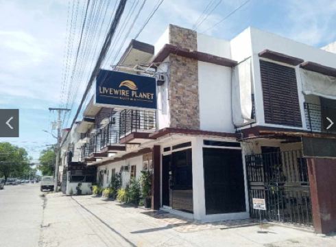 LIVEWIRE PLANET SUITES