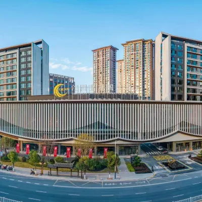 TINGZHOU CROWN INTERNATIONAL HOTEL Hotels near The ancient town of Changting