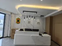 Wenxian Super 8 Hotel (Binjiang Xuefu Branch)