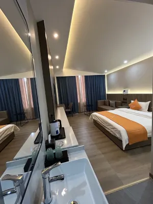 8848 Oxygen Rich Manor Hotels near Mount Qomolangma