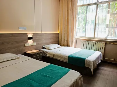 Feixian Tongyue Hotel (Oriental Shopping Plaza) Hotel in zona Linyi University (North to Shandong Feixian Environmental Protection Bureau)