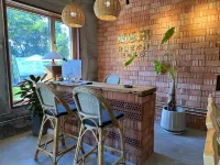 Phoenix Guide Art Homestay