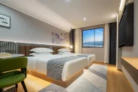 Manbo Zhis Hotel (Wuyi Square Riverside Branch)