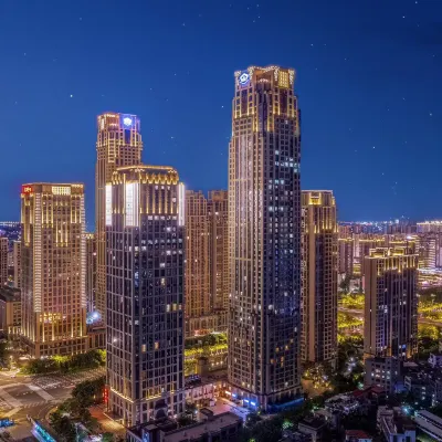 Weimeijia Hotel (Provincial Government Riyue Square Duty Free Shop) Hotels near Five Figures' Temple