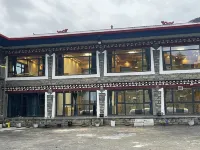 牧歸·康巴民宿 蓮花海附近的飯店