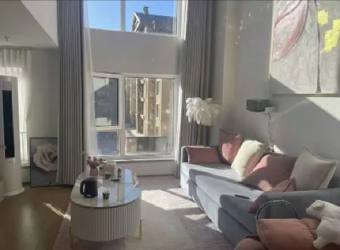 Guanshanyue Loft Hotels near Ruiyun Winery