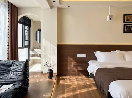 ergeng homestay Отели рядом с достопримечательностью «Jiuxian Mountain»