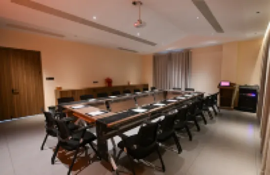 Hangzhou Jingshan Mountain Temple Resort Hotel (Zen Village Tourism Center Branch)